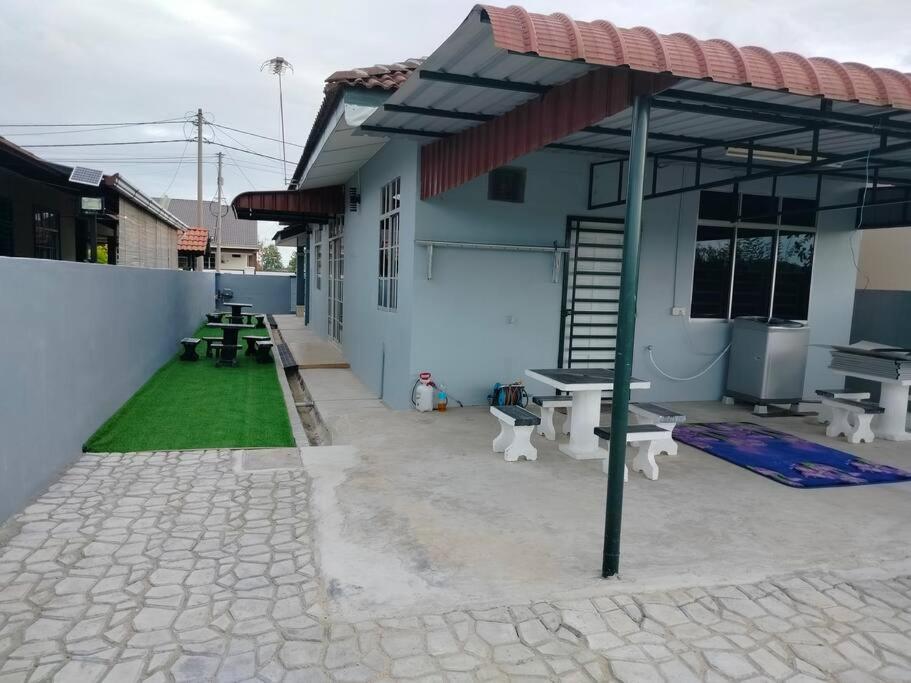 Myhomestay07 Kangar Exterior photo